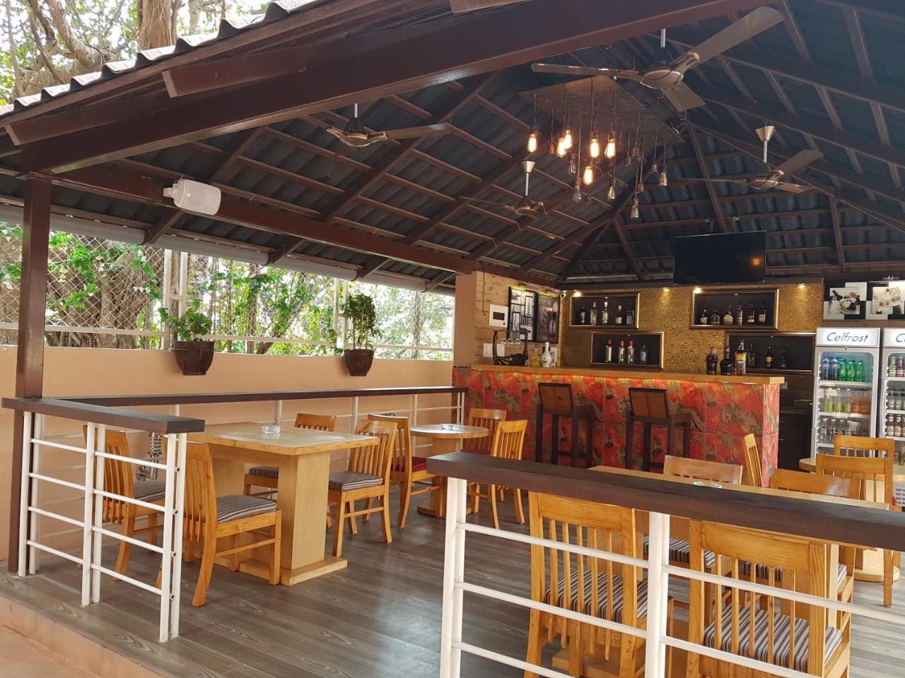La Sunila Suites & Villas By Wsi, Baga Arpora Exteriör bild
