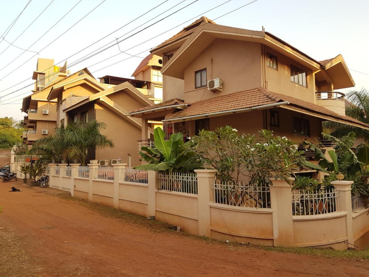 La Sunila Suites & Villas By Wsi, Baga Arpora Exteriör bild
