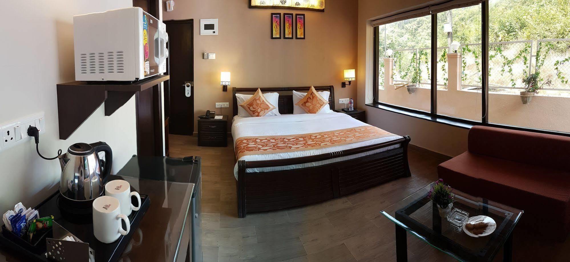 La Sunila Suites & Villas By Wsi, Baga Arpora Exteriör bild